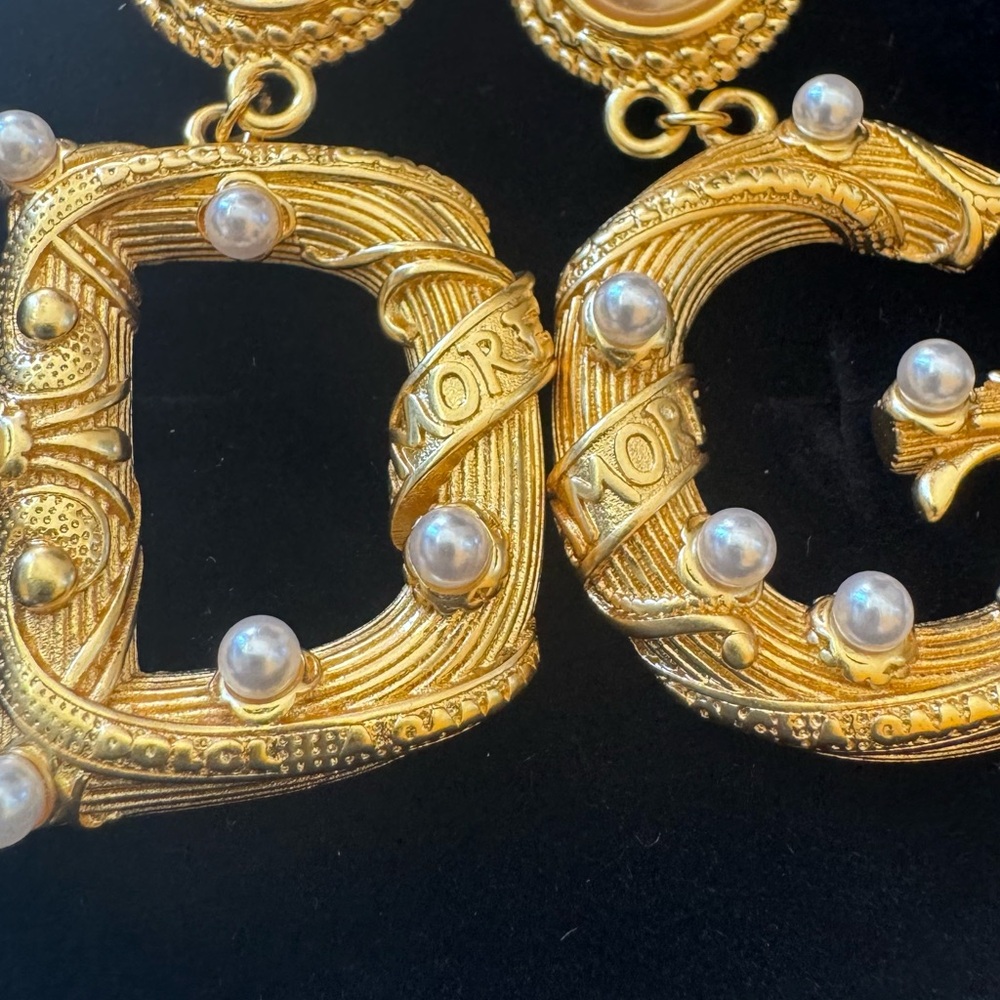 Dolce & Gabbana Gold DG Earrings with Pearls - Picture 5 of 7